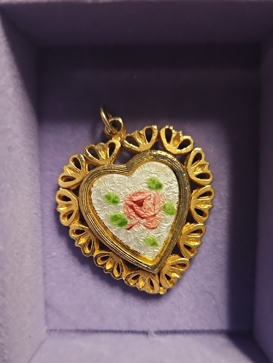 Jewelry - Gold Heart Pendant with Pink Rose Enamel - Women’s Jewelry